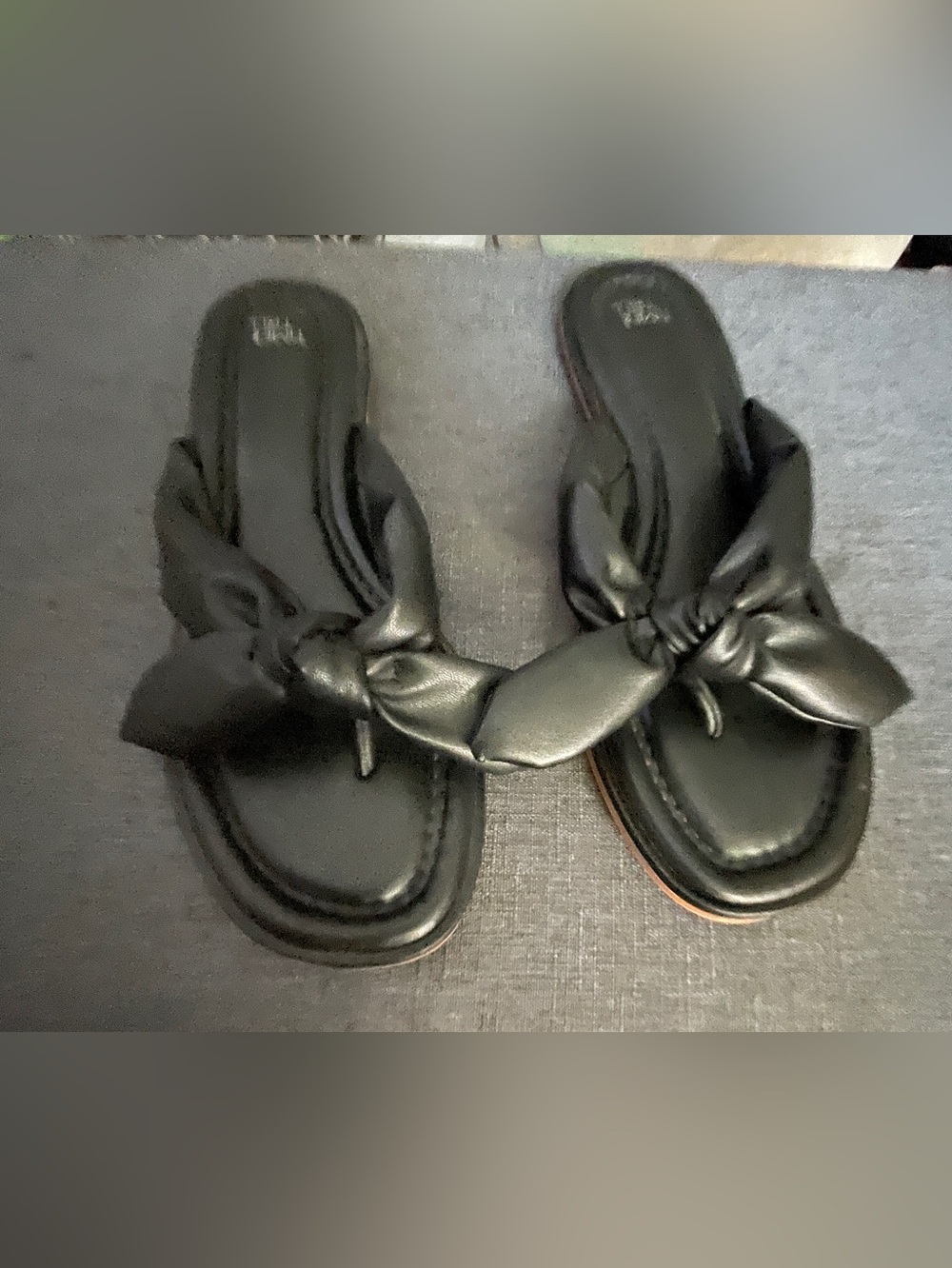 Time and Tru Black Knotted Slide Sandals